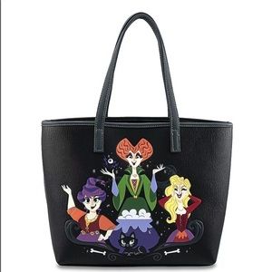 NWT Disney Loungefly Hocus Pocus purse bag…